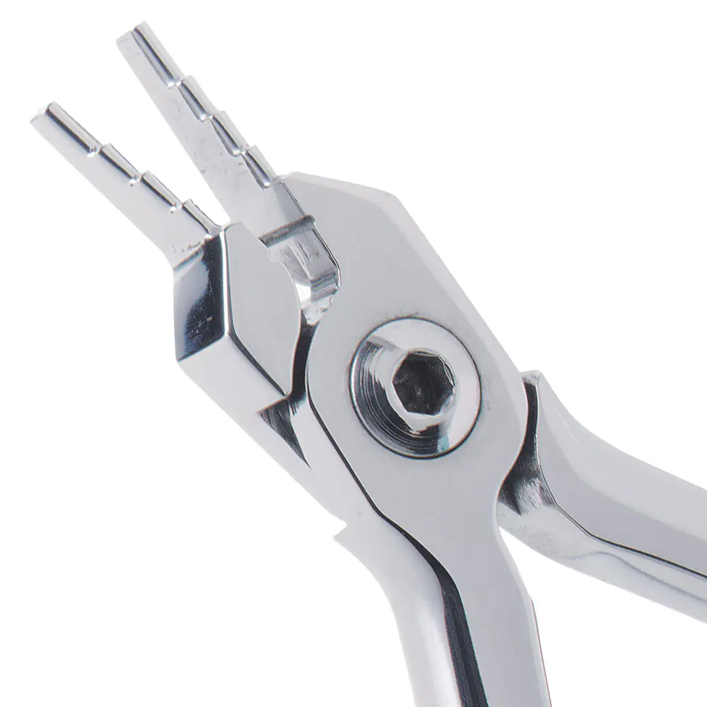 بلاير (نانس)  Nance Plier