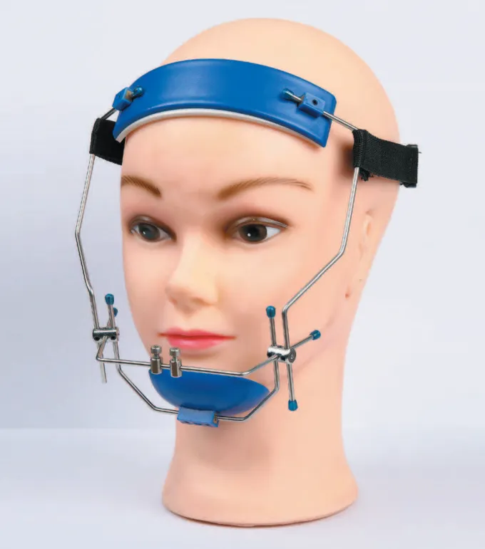 Reverse-Pull Headgear تقويم خارجي