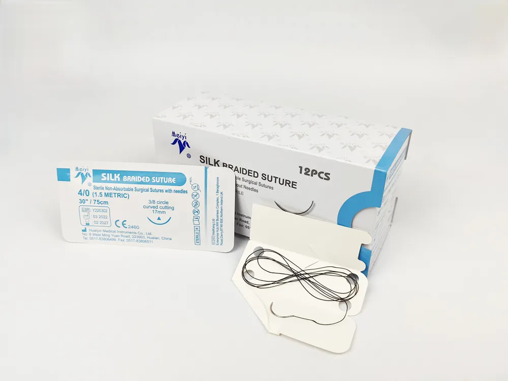 [961-001] Silk Braided Suture
خيوط جراحية (0*3)